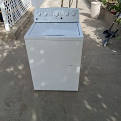 Kenmore Washing Machine Working condition with brand new suspension roll , it's nothing wrong