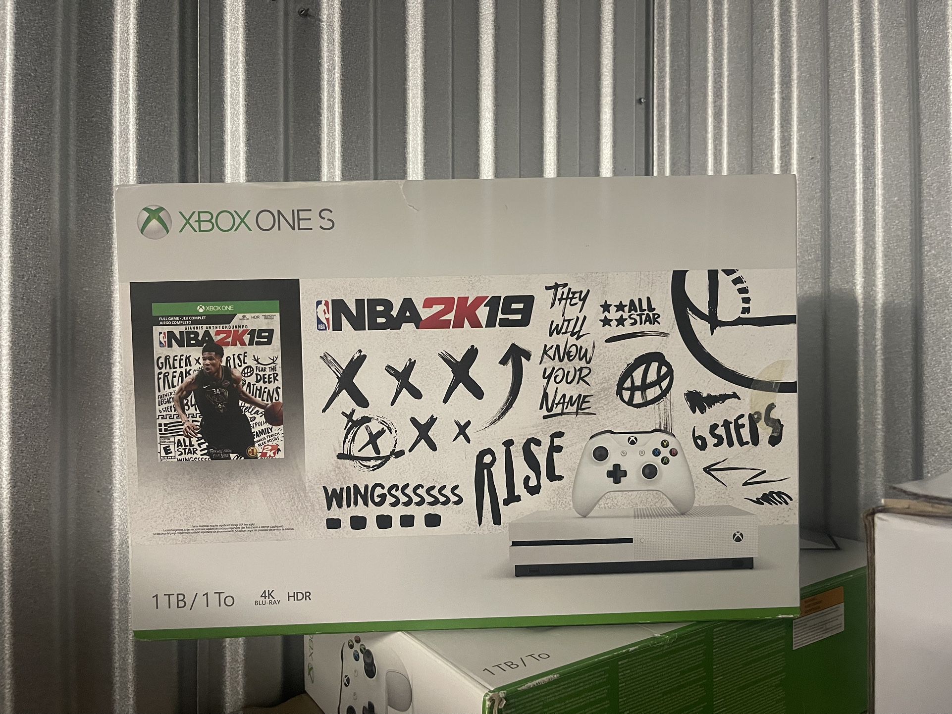 Xbox one S 1tb NBA 2019 Bundle