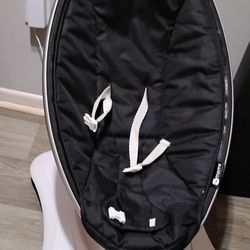 Baby Swing Electric 4 Moms Soother Musical Infant Newborns Great Condition