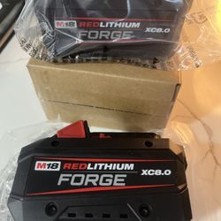 Milwaukee18v -batterys 8.0 Forge New 