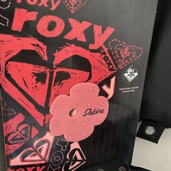 Roxy Snowboard And Bindings