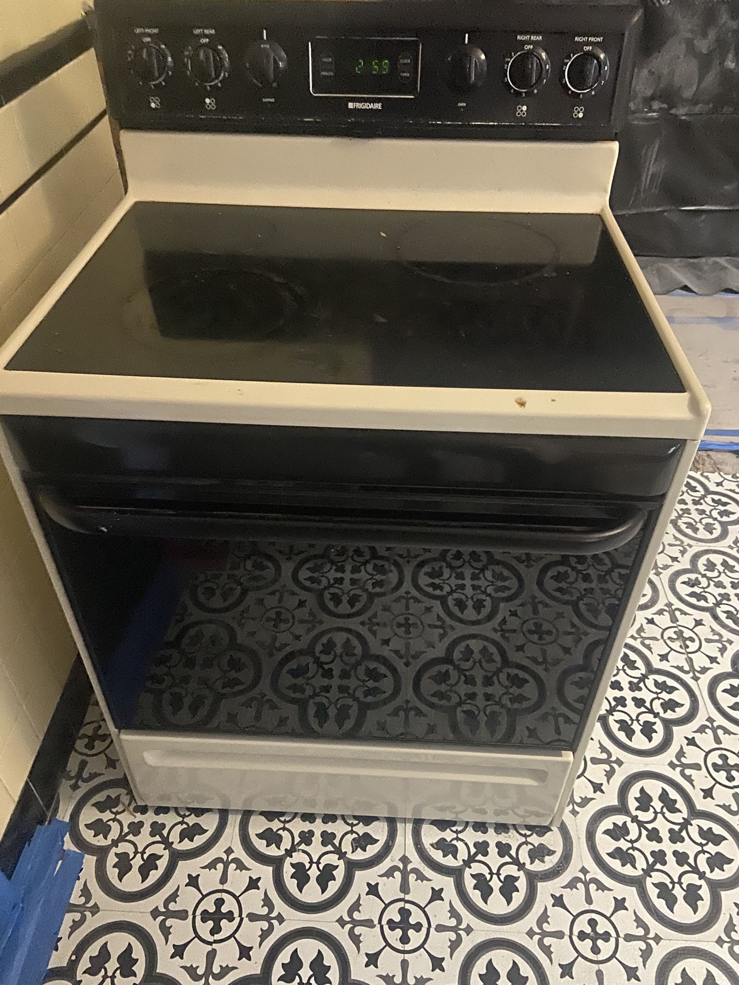 Stove Top Oven/ Dishwasher