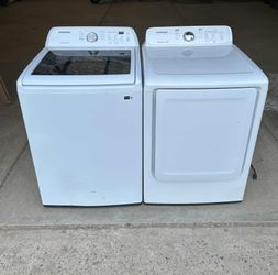 Samsung washer and dryer laundry set