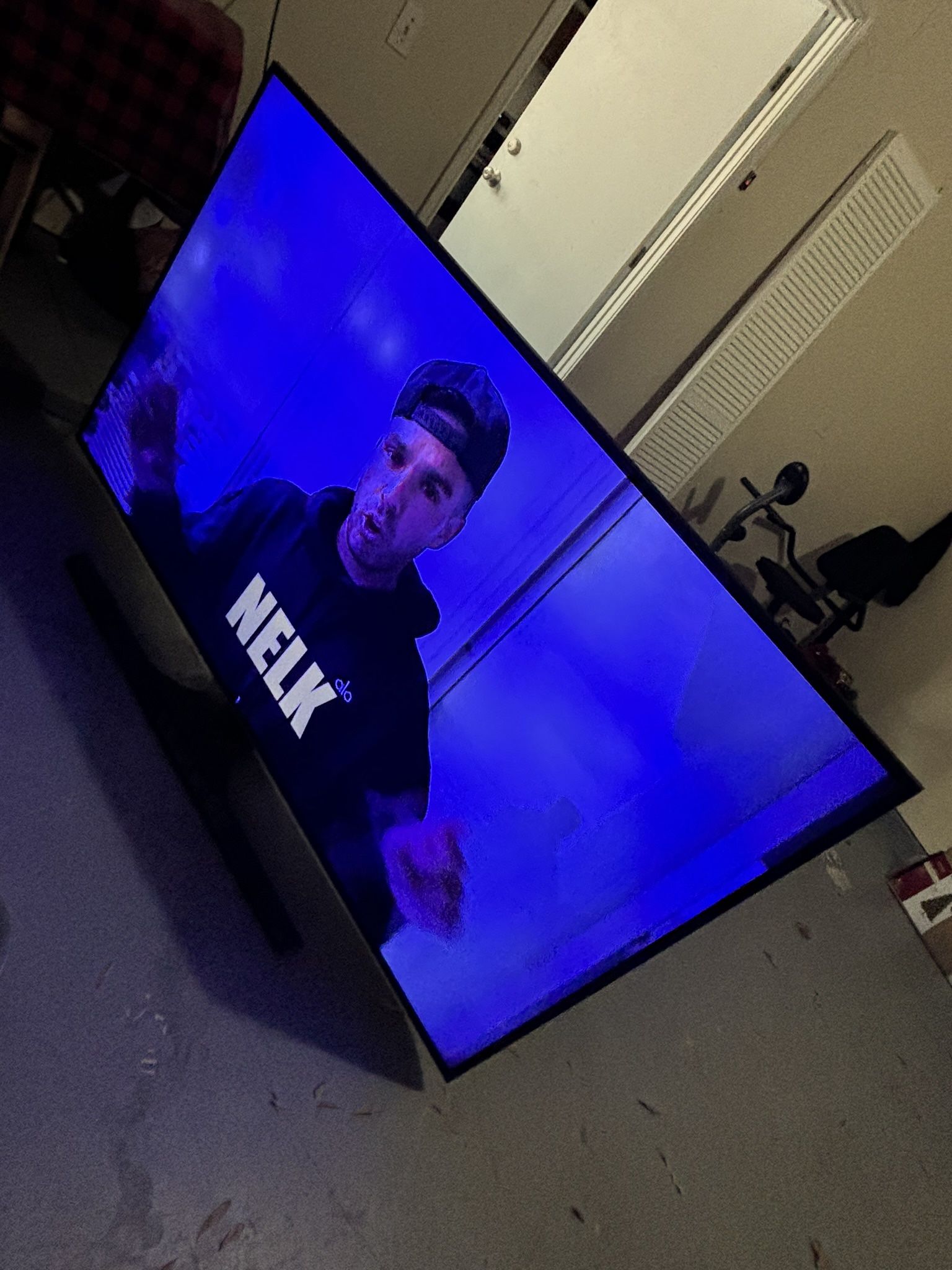 75” Samsung Smart tv