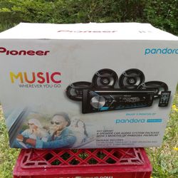 Pioneer Stereo System 