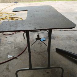 Table With Folding Legs