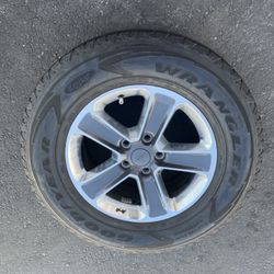 1 Only - 255/70r18 5x5 5x127 Stock Jeep Wrangler jk JL Wheels Rims Tires TPMS