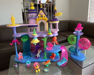 My Little Pony The Movie Canterlot & Seaquestria Castle Playset w/ Accessories