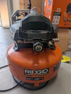 RIDGID 6 Gal. 150 PSI Portable Electric Oil-Free Jobsite Pancake Air Compressor