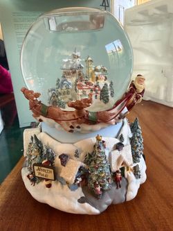 Christmas Partylite Music Box Snow Globe