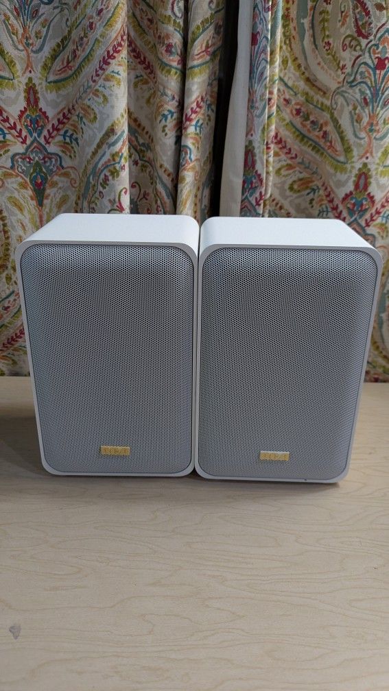 RCA Minimus Style Mini HiFi Stereo Bookshelf Speakers Aluminum Cabinets PAIR Vintage