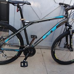 GT.       AGGRESSOR.      27.5 Tires 