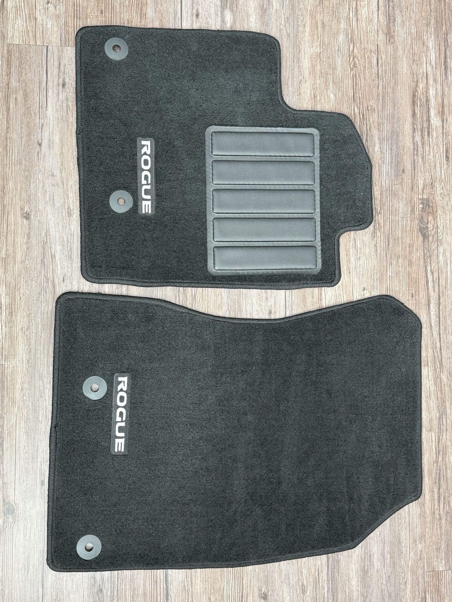 2023 Nissan Rogue OEM Set of 4 Mats