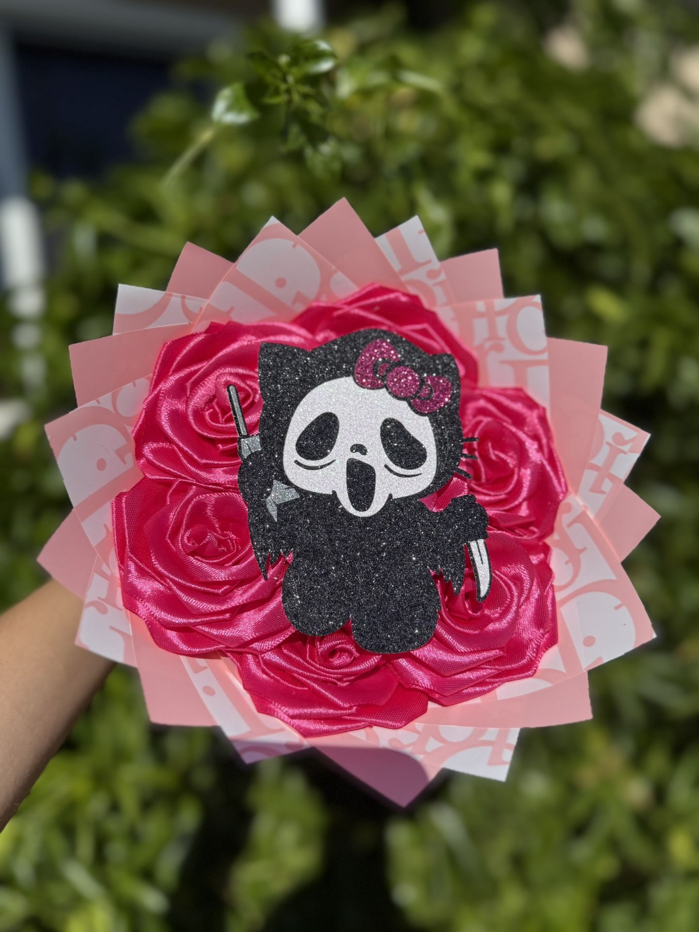 Spooky Eternal Bouquet 🩷