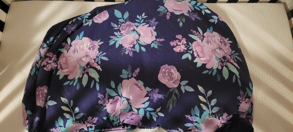 Crib Fitted Purple Flowers Sheet