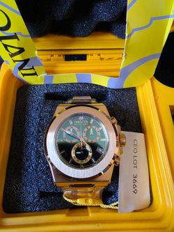 Invicta
Invicta Reserve Akula 50mm Swiss Chrono Green Gold Stainless Steel 45220 NEW!