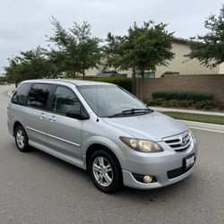 2005 Mazda MPV