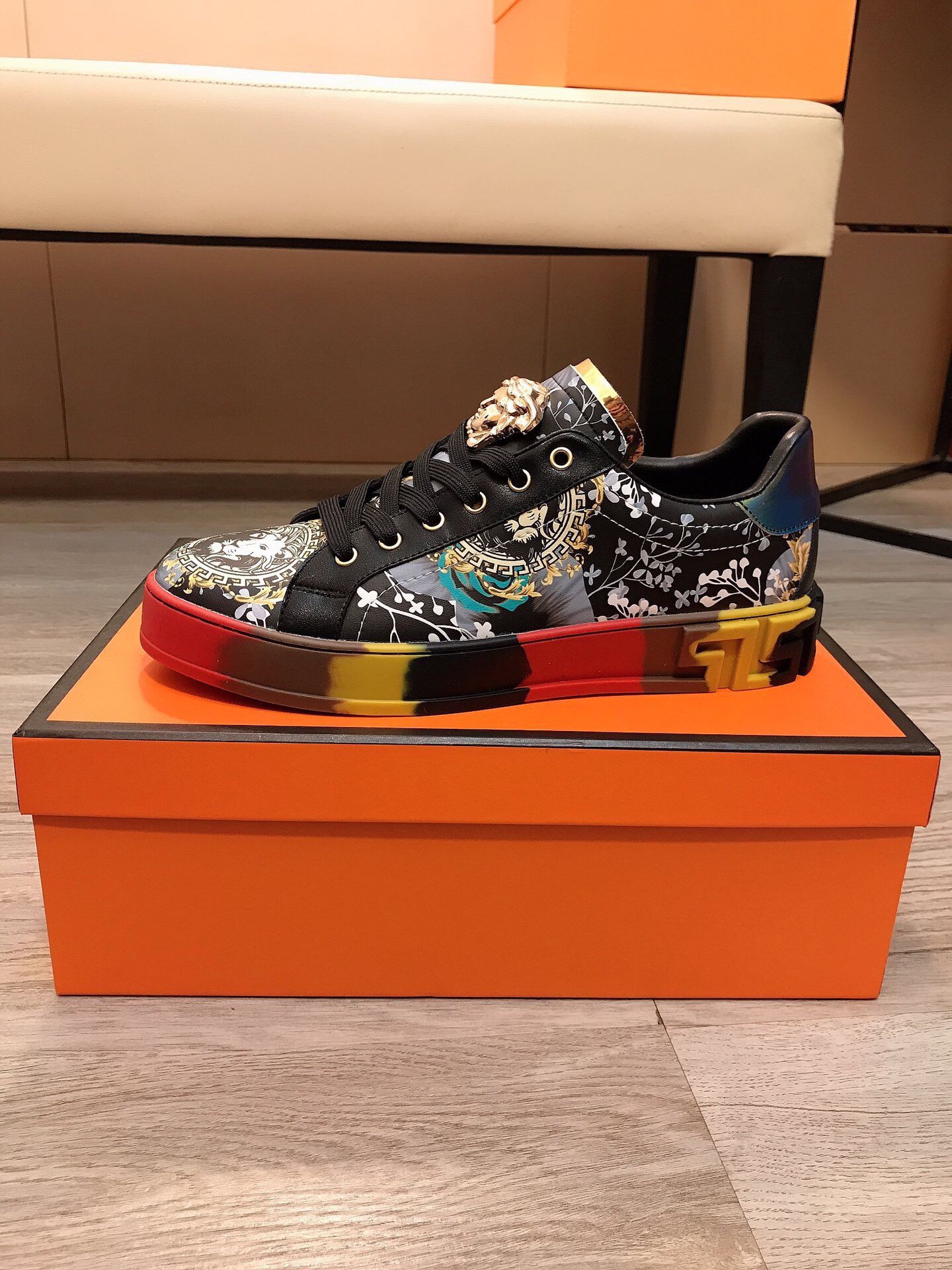 Versace Men’s Sneaker With Box 2025 New