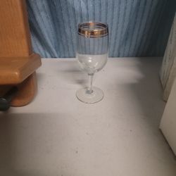 Vintage Gold Rimmed Glassware Set Of 8