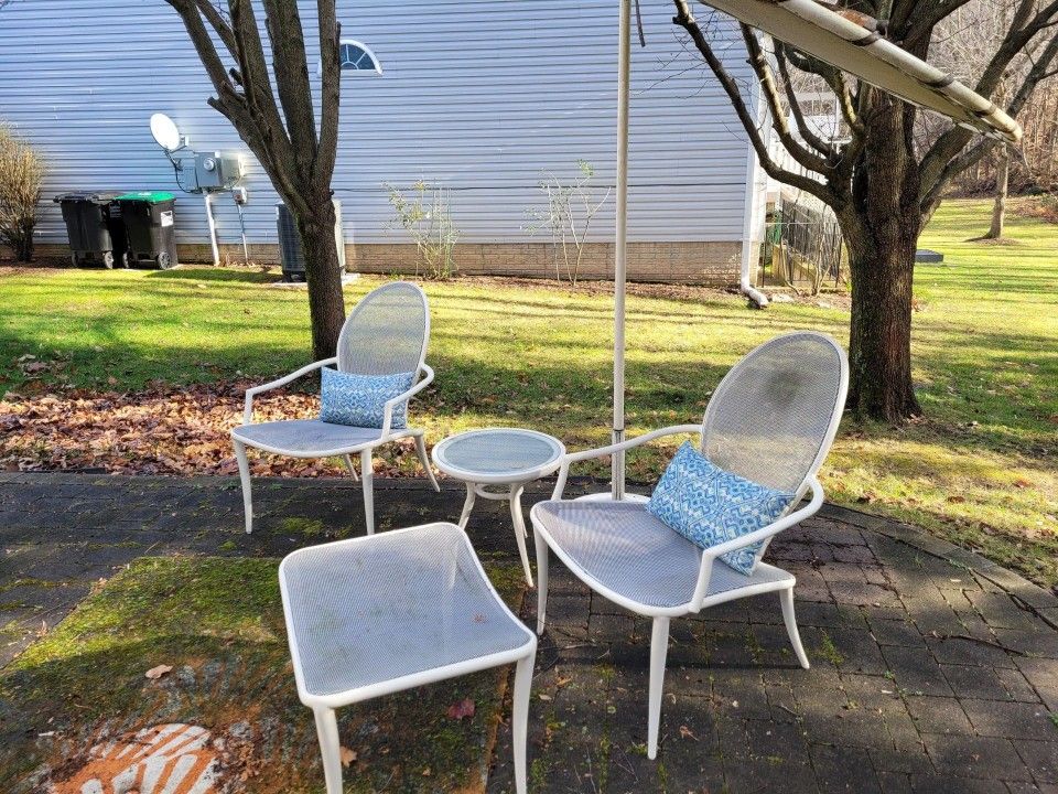 Premium Outdoor Furniture 