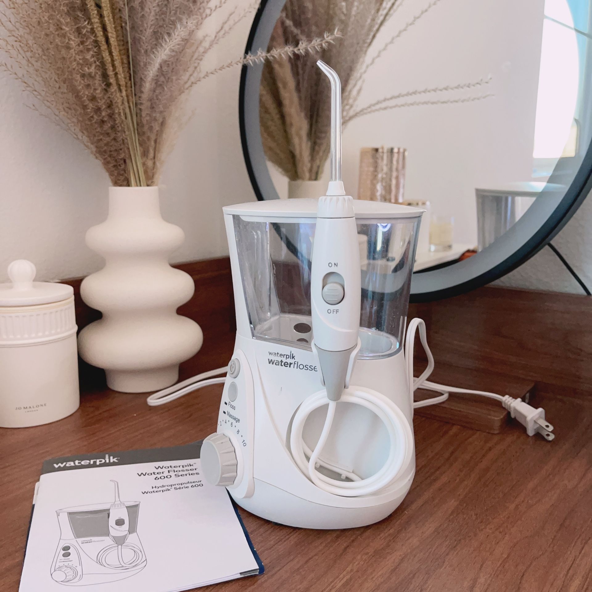 Waterpik Aquarius Water Flosser Professional (WP-660)