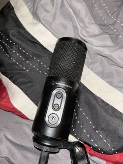 Audio-Technica AT2035 Cardioid Condenser Microphone