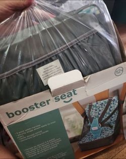 Travel booster seat