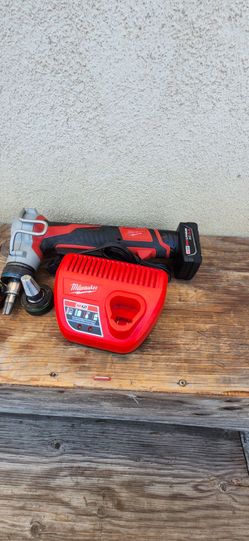 Milwaukee pex expander m12 tool battery 3ah charger