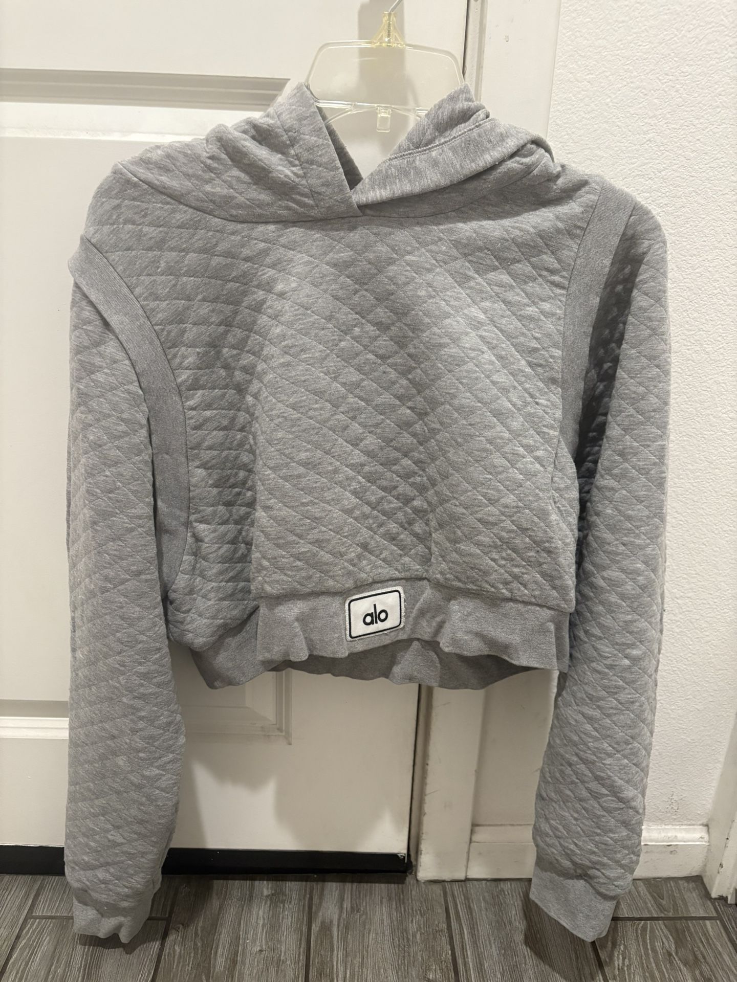 Alo Yoga Cropped Hoodie Size M