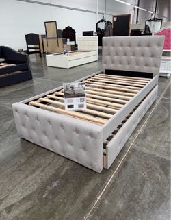 Day bed - twin / twin with mattress included