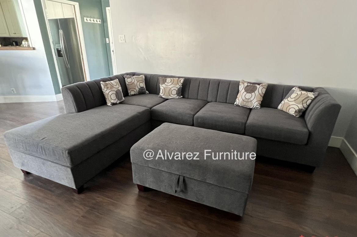 Sectional Sofa With Ottoman