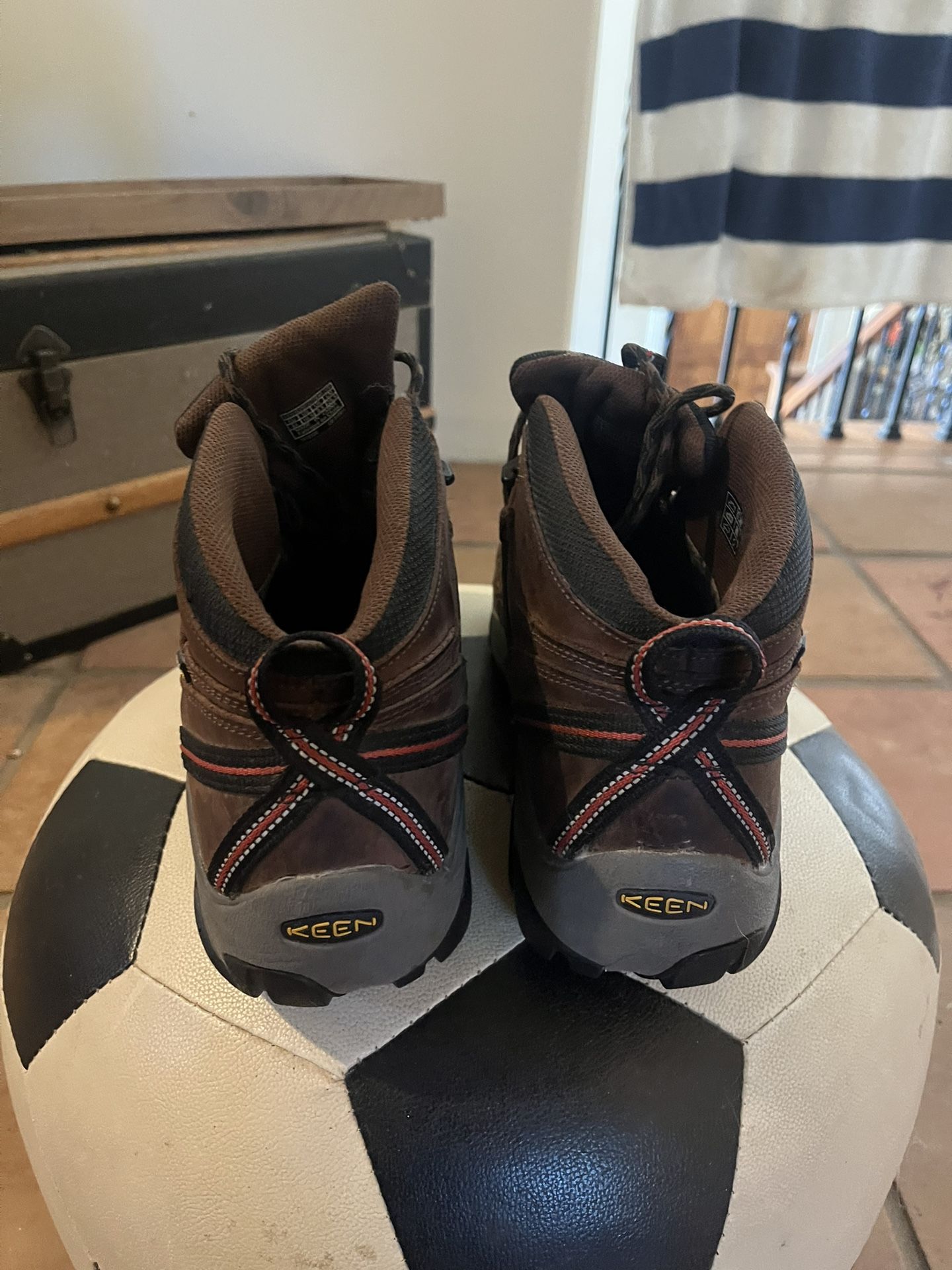 Keen Hiking Shoes