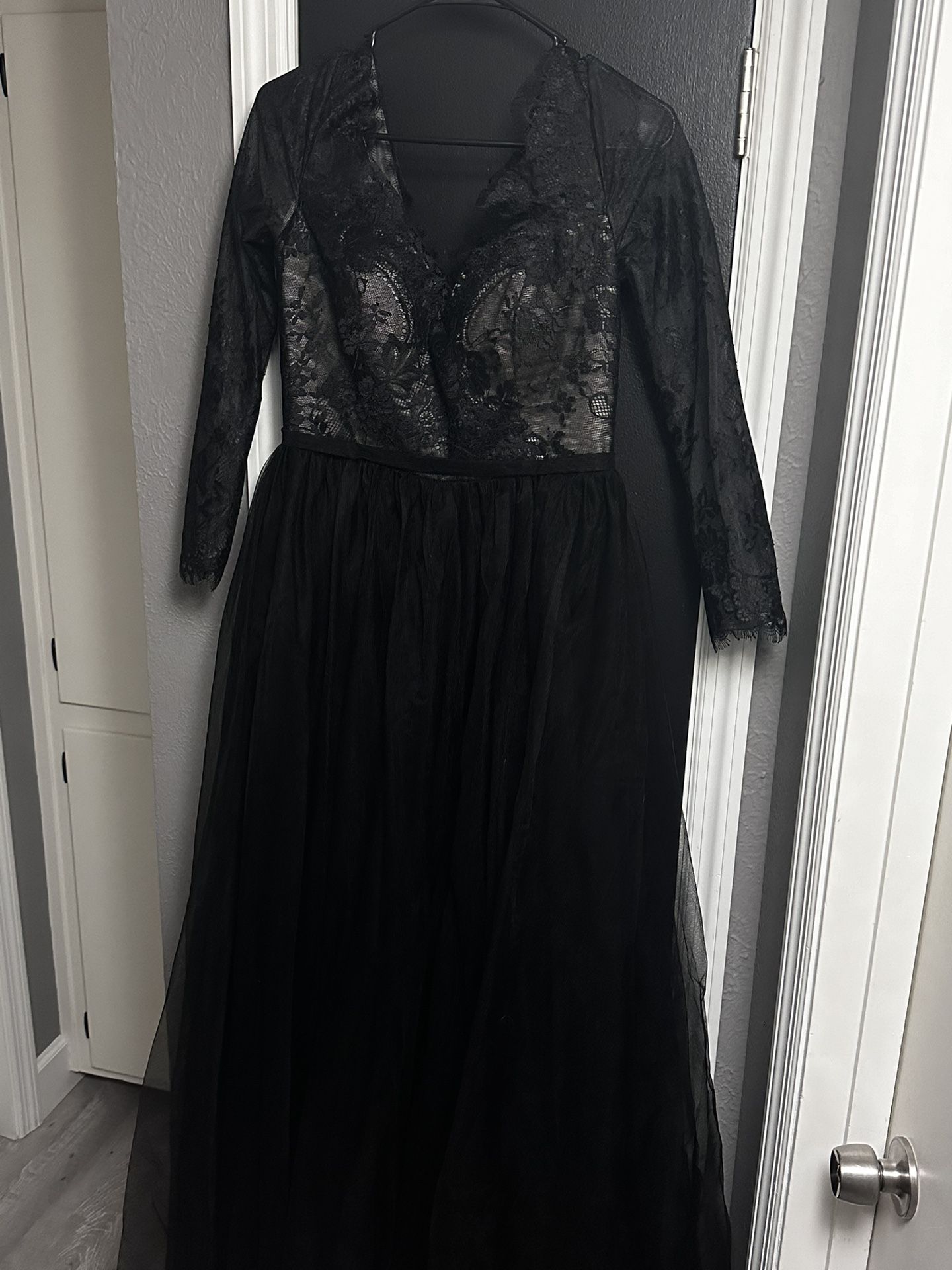 black wedding dress & garment bag 