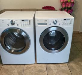 LG washer and dryer gas stackable