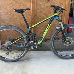 Giant Anthem  SX  27.5  Size Small 