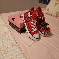 Converse Sneakers New