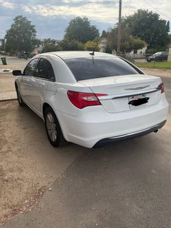 2013 Chrysler 200