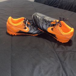 Nike Running Shoes Size 6