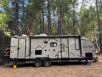 RV 2018 Grey Wolf Forest River