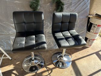 Rotating Bar Stools