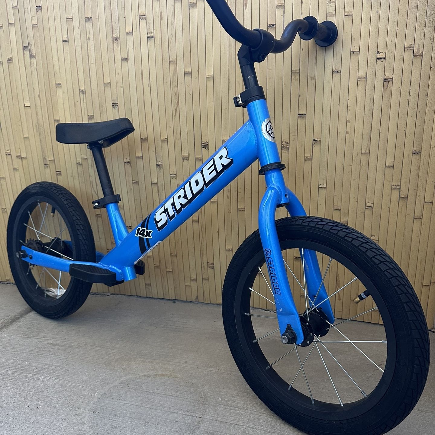 Strider 14x Sport Blue Balance Bike for Sale in Las Vegas, NV