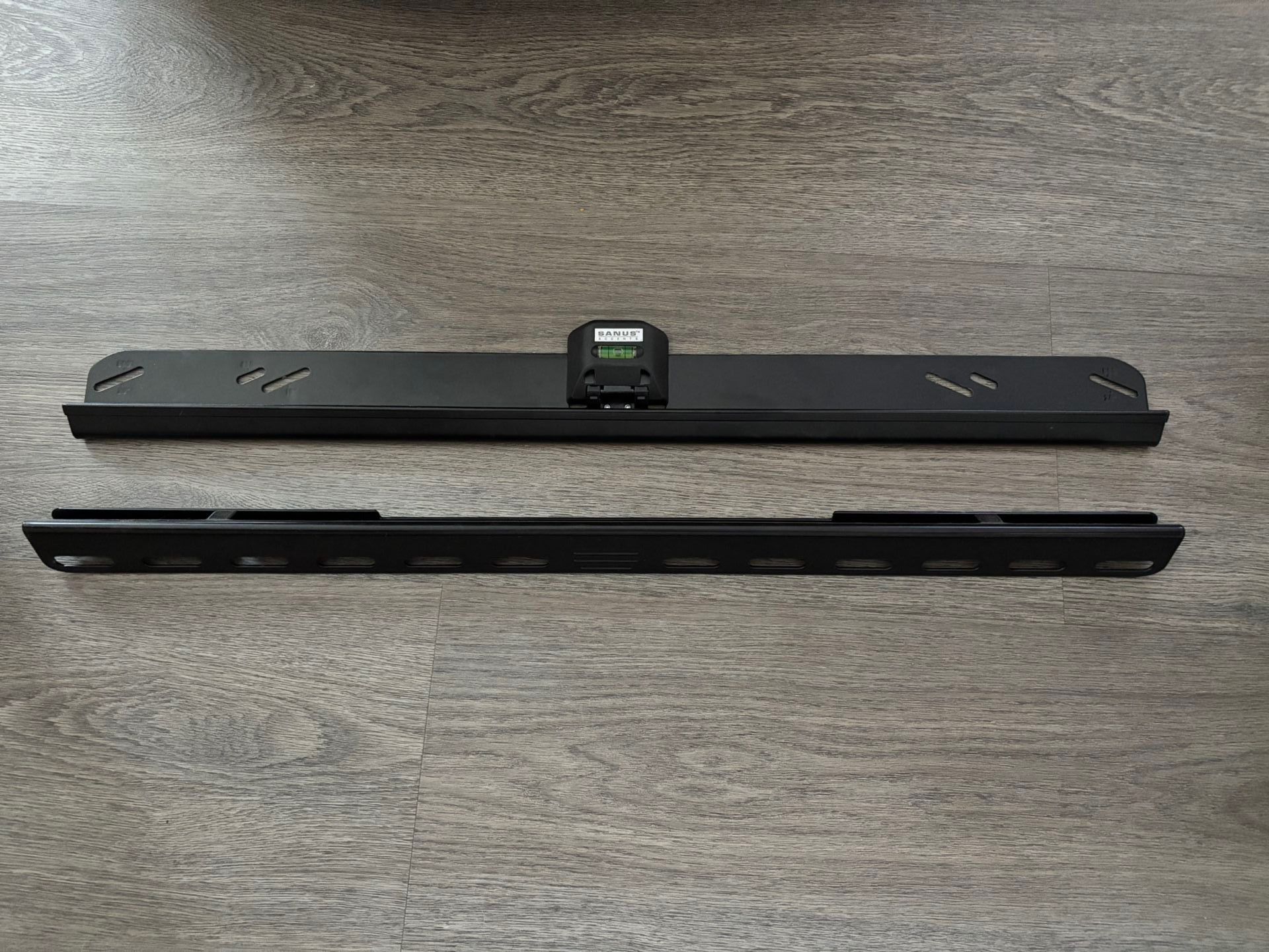 TV wall Mount - Low profile - Used (Great condition) $25