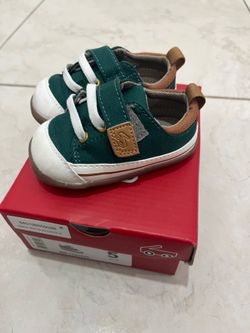 Baby shoes