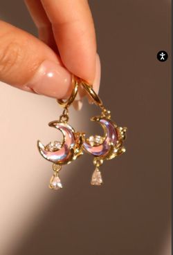NEW 18K Gold Plated Moonstone Rose Moon Earrings