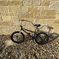 bmx moongose wheelie bike 20” 