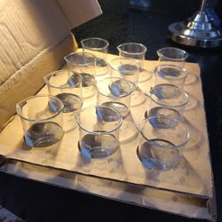 Pyrex® VISTA™ Griffin low-form beaker with a 100 mL 