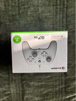 Gamesir glG7 SE Xbox wired controller white