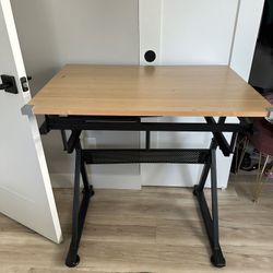 Adjustable Artist Desk 