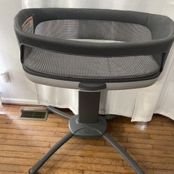 Basinet Changing Table