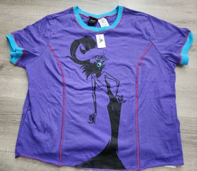 Yzma Disney parks shirt size XL